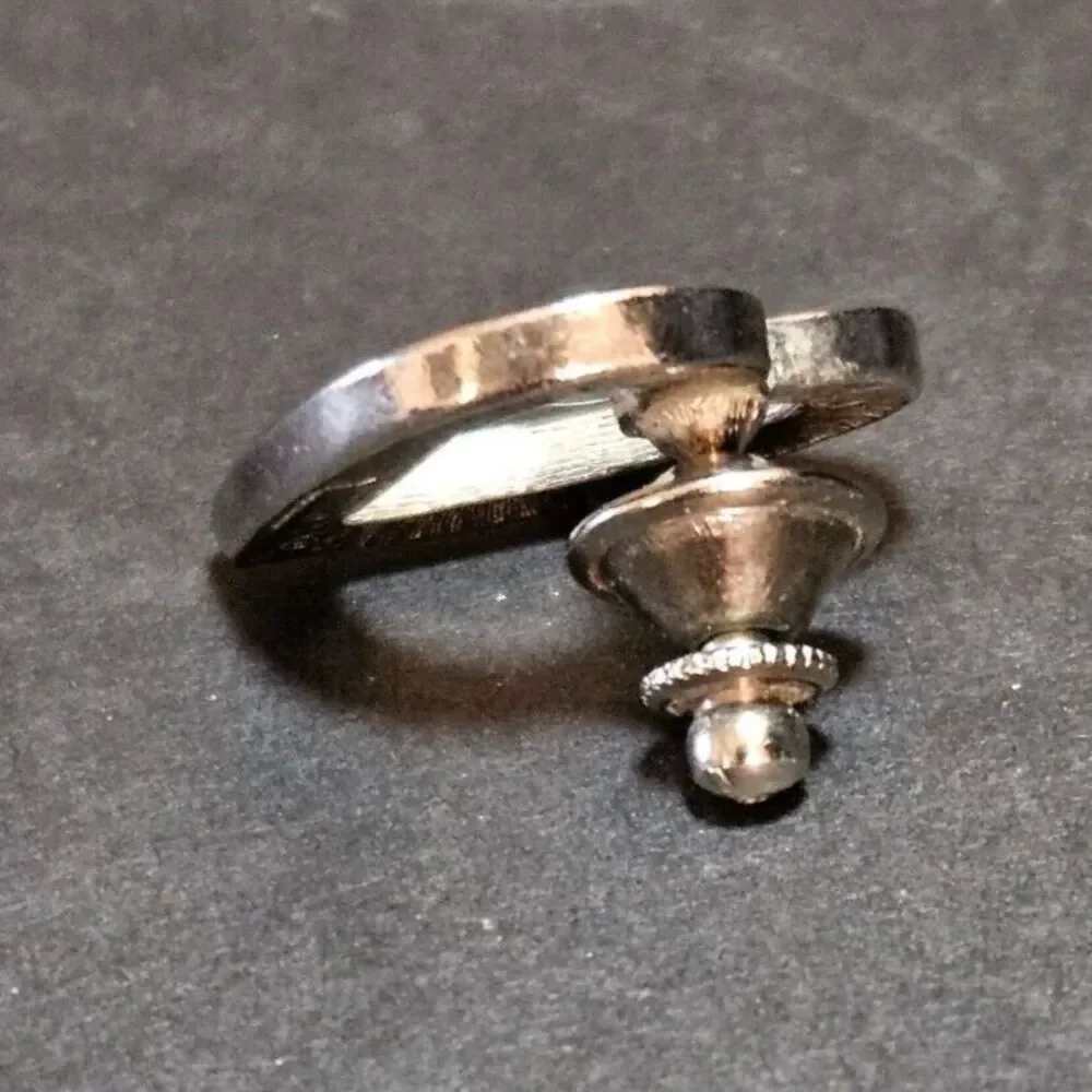 Avon pretty silver